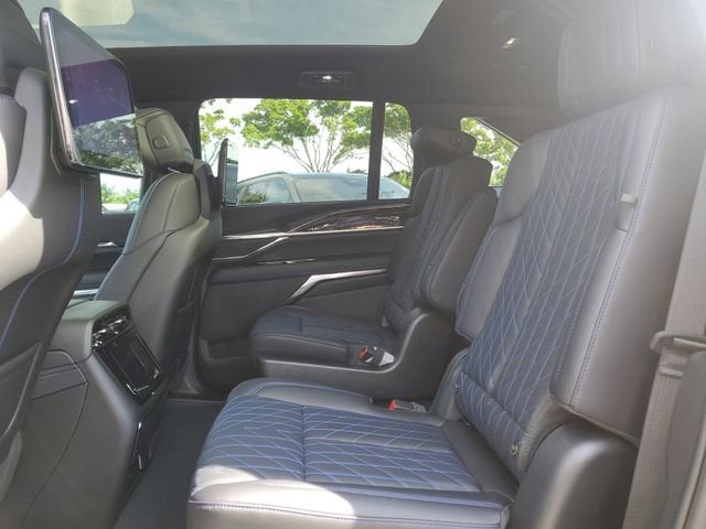 2026 Cadillac ESCALADE IQ Luxury