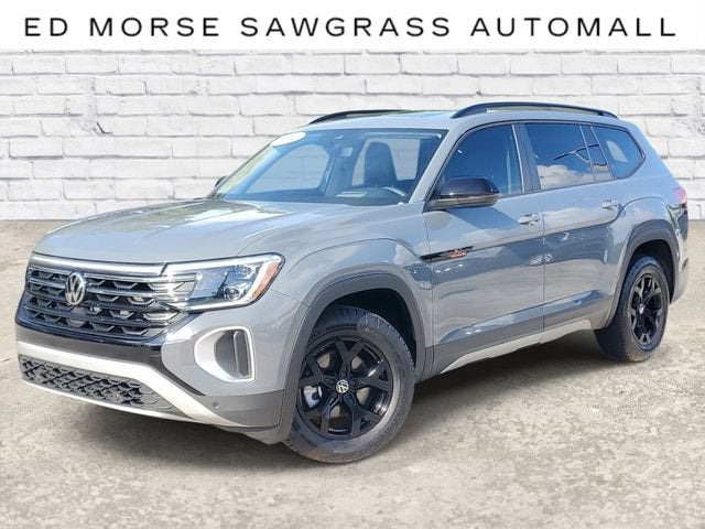2024 Volkswagen Atlas 2.0T Peak Edition SEL