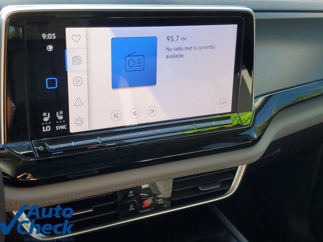 2024 Volkswagen Atlas 2.0T Peak Edition SEL