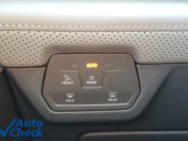 2024 Volkswagen Atlas 2.0T Peak Edition SEL