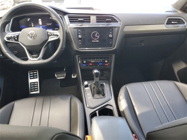 2023 Volkswagen Tiguan SE R-Line Black
