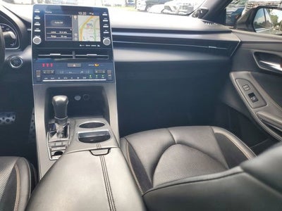2019 Toyota Avalon XLE