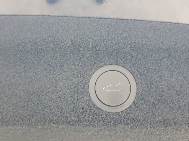 2026 Tesla Model Y Premium