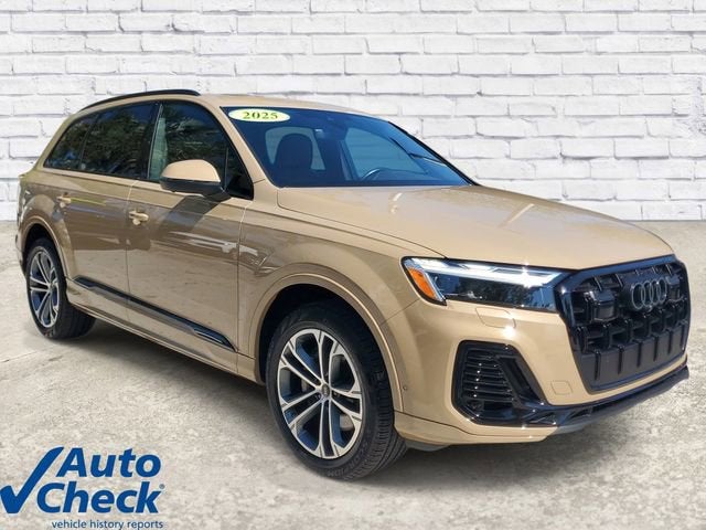 2025 Audi Q7 Premium Plus