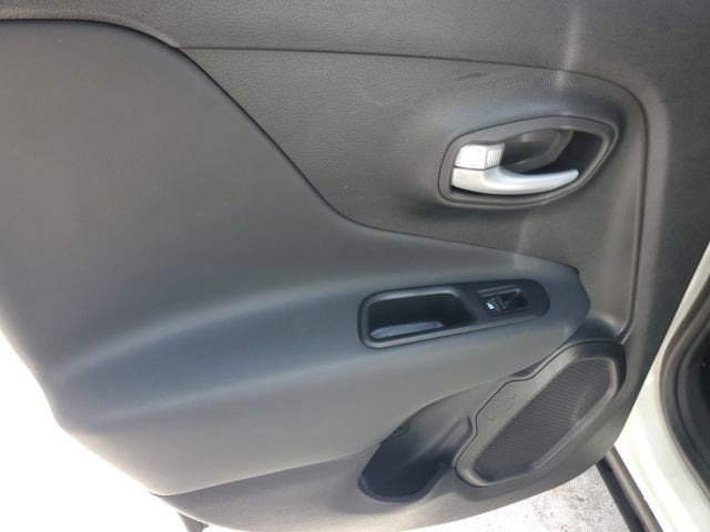 2023 Jeep Renegade Altitude