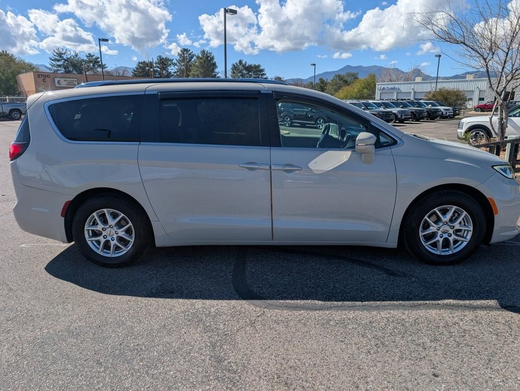 2021 Chrysler Pacifica Touring L
