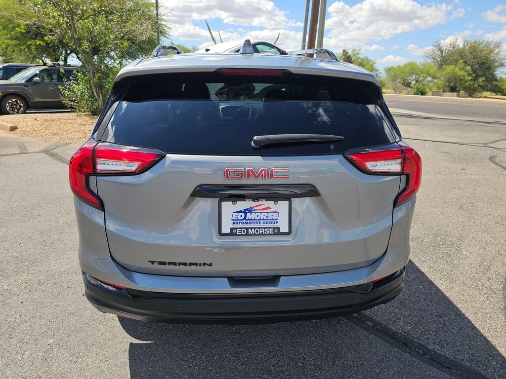 2023 GMC Terrain SLT