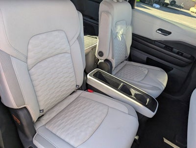 2022 Nissan Pathfinder SV 4WD