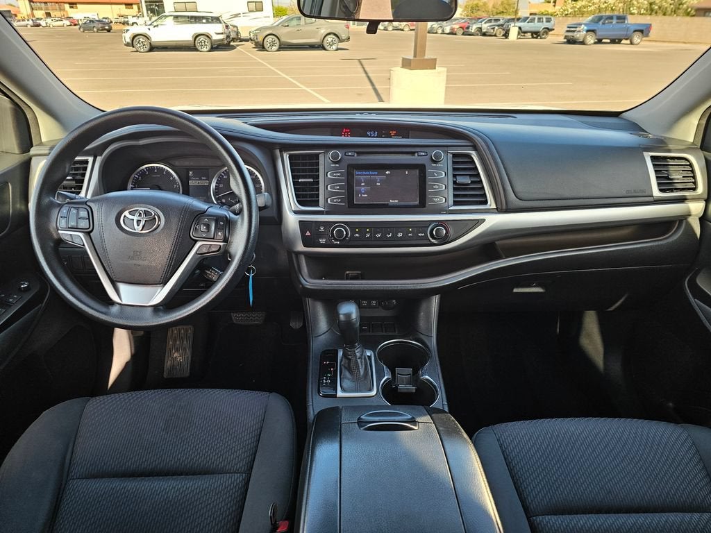 2018 Toyota Highlander LE