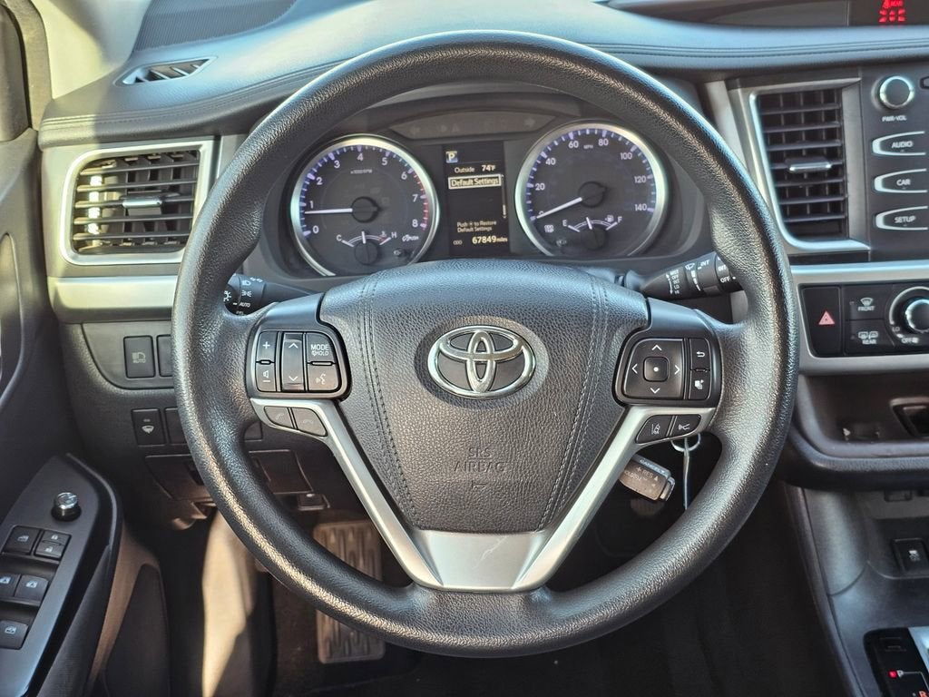 2018 Toyota Highlander LE