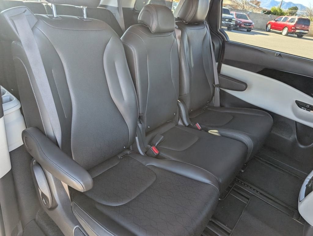 2022 Kia Carnival MPV EX