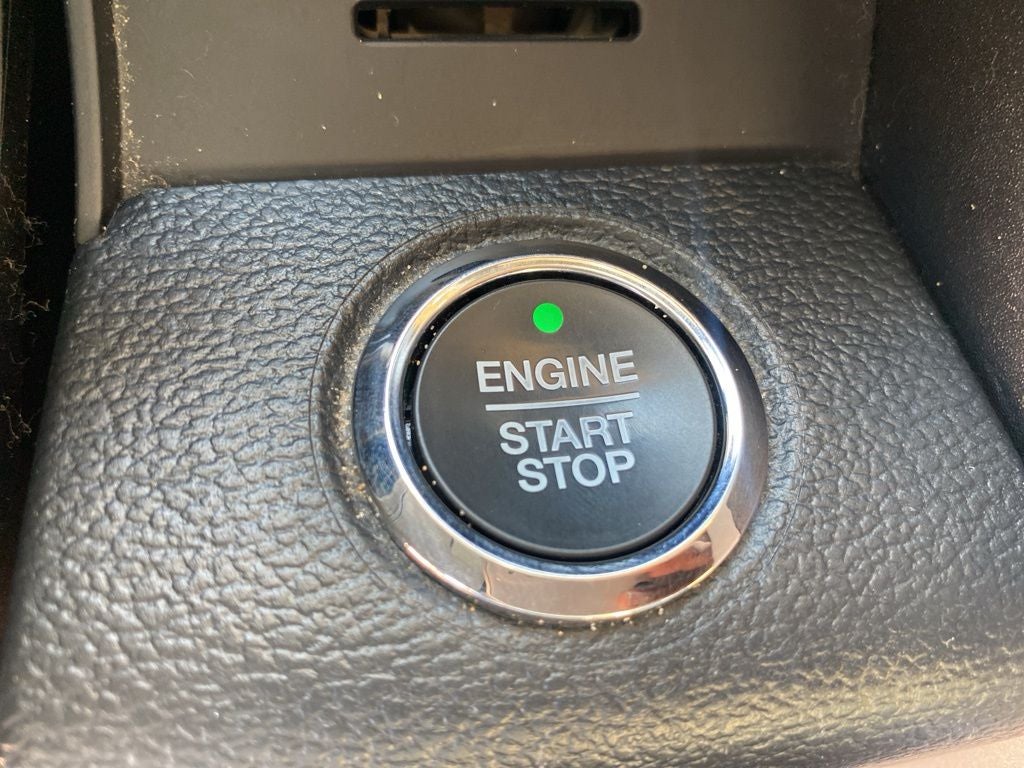 2022 Ford F-350SD Lariat