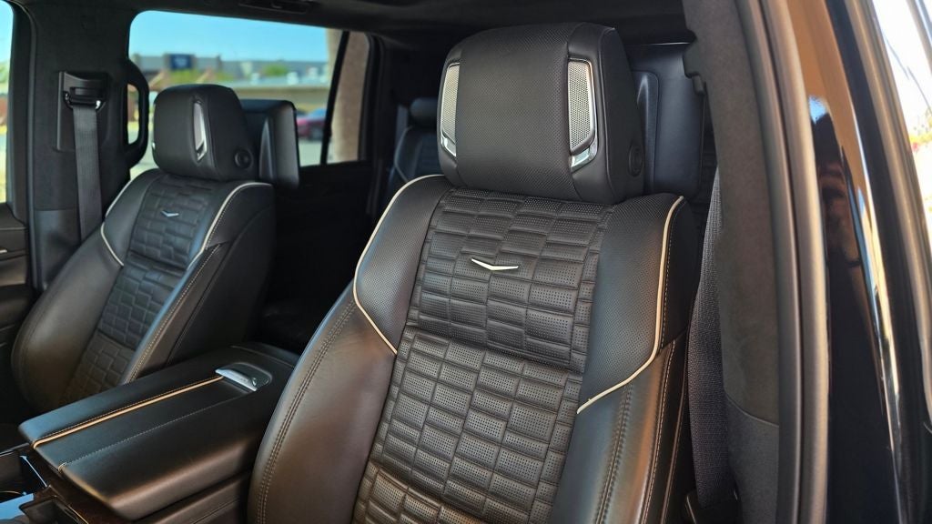 2023 Cadillac Escalade ESV Sport Platinum