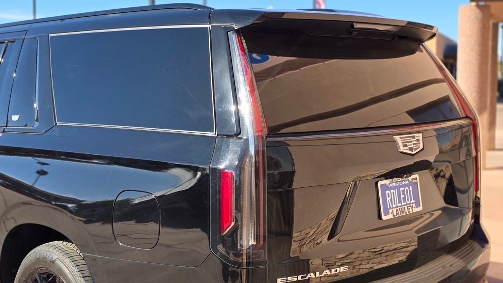 2023 Cadillac Escalade ESV Sport Platinum