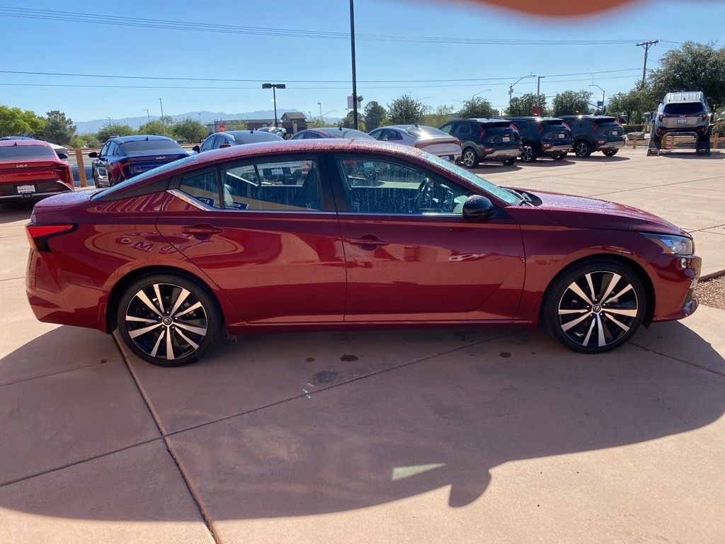 2021 Nissan Altima 2.5 SR