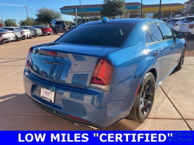 2021 Chrysler 300 Touring