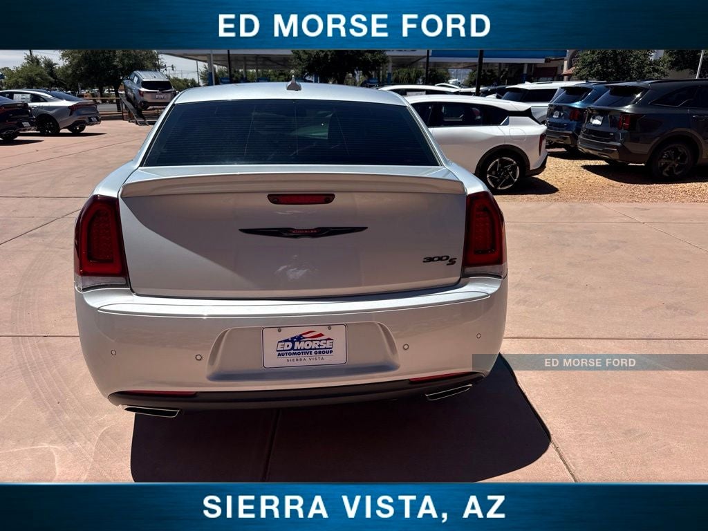 2023 Chrysler 300 S