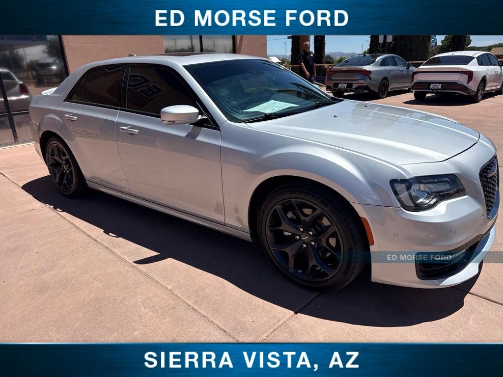 2023 Chrysler 300 S