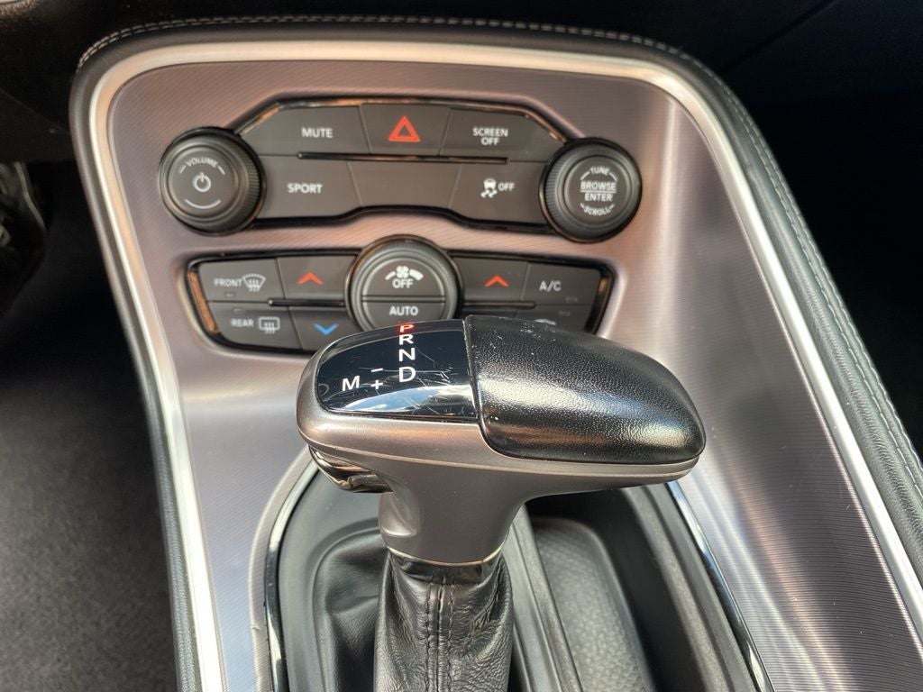 2021 Dodge Challenger SXT