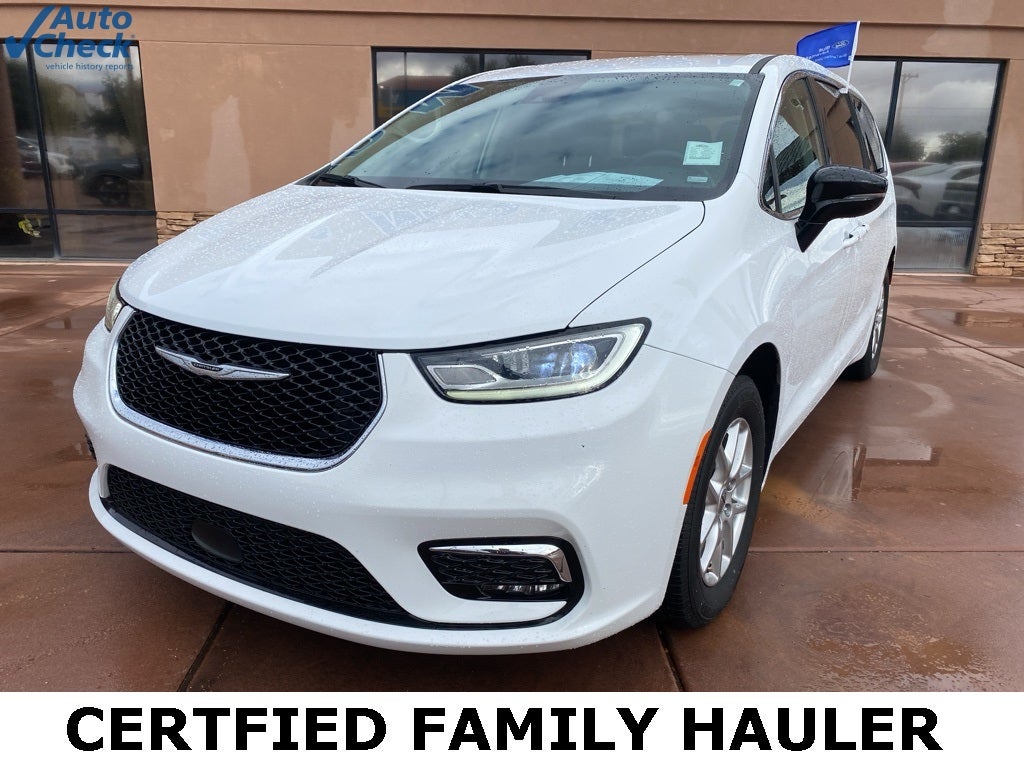 2024 Chrysler Pacifica Touring L