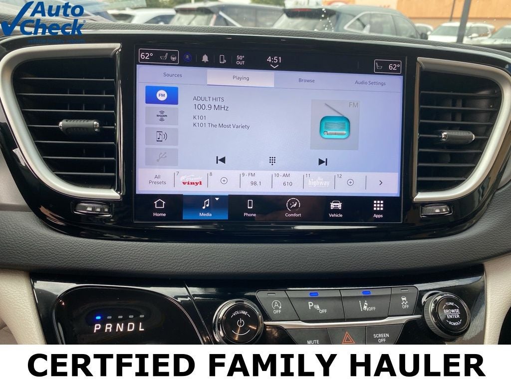 2024 Chrysler Pacifica Touring L