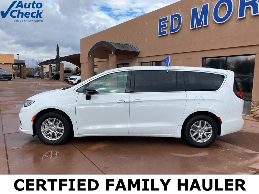 2024 Chrysler Pacifica Touring L