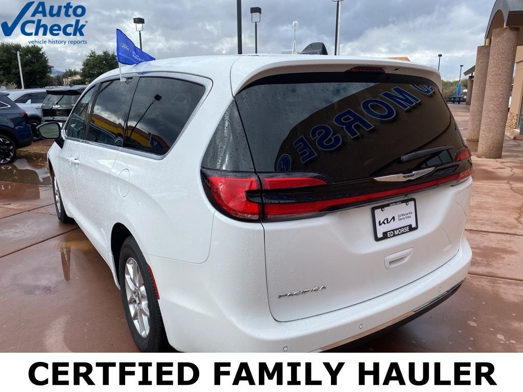 2024 Chrysler Pacifica Touring L