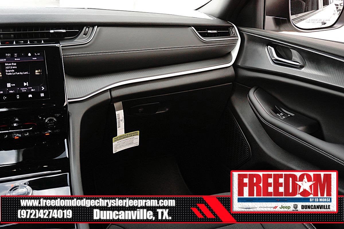 2026 Jeep Grand Cherokee Laredo X