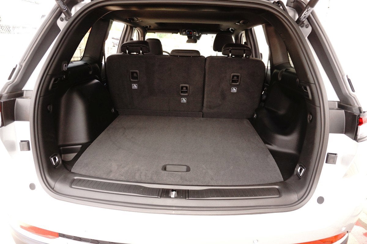 2026 Jeep Grand Cherokee Laredo X