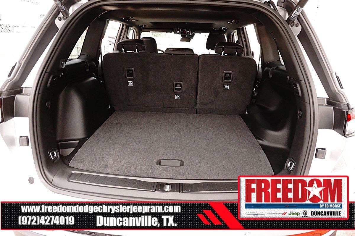 2026 Jeep Grand Cherokee Laredo X