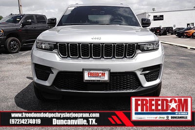 2026 Jeep Grand Cherokee Laredo X