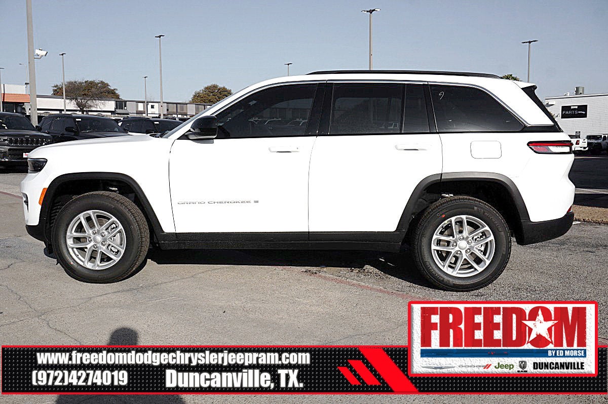 2026 Jeep Grand Cherokee Laredo