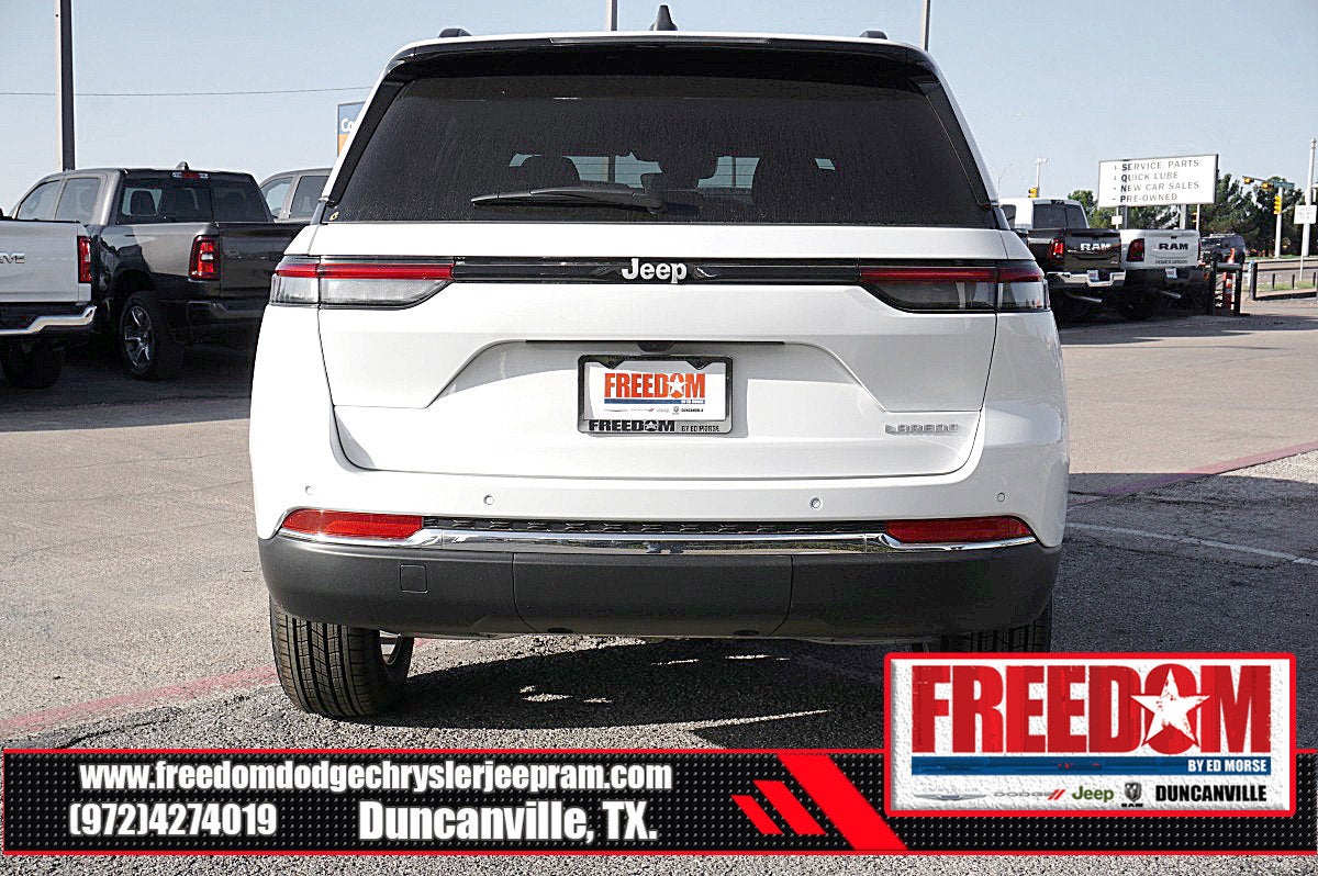 2026 Jeep Grand Cherokee Laredo