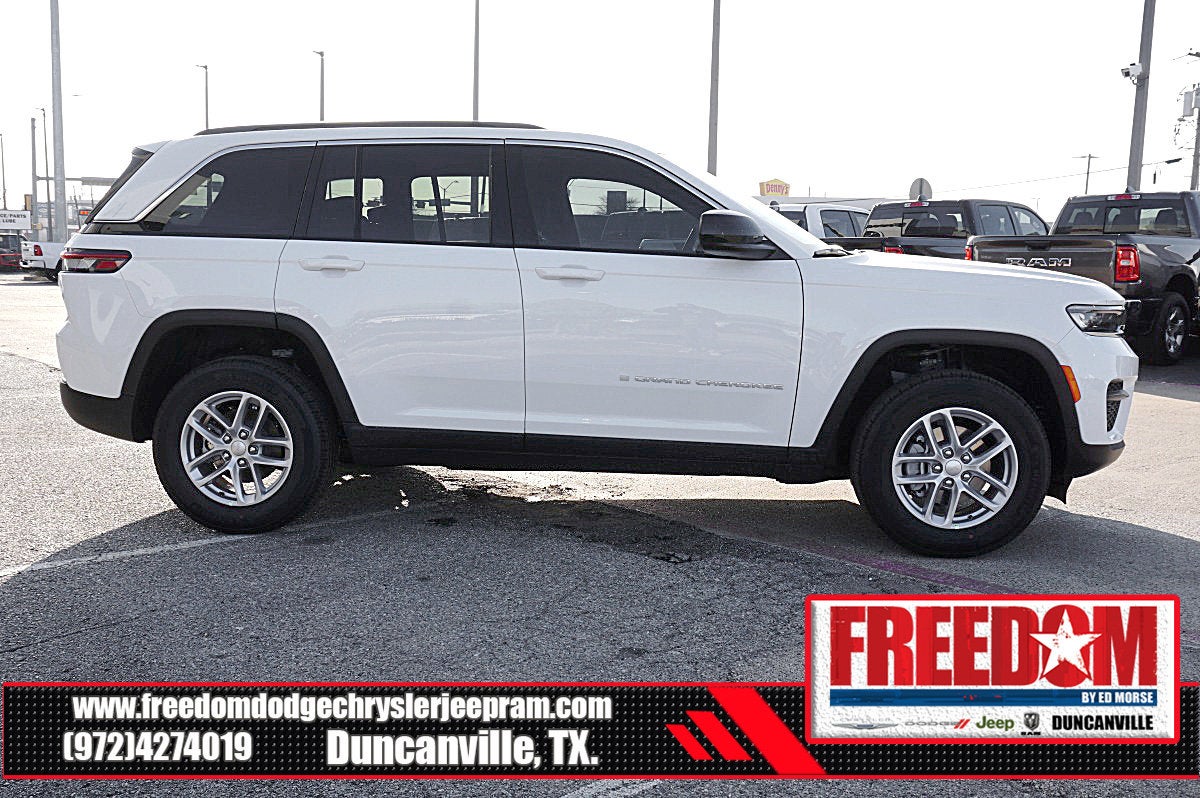 2026 Jeep Grand Cherokee Laredo