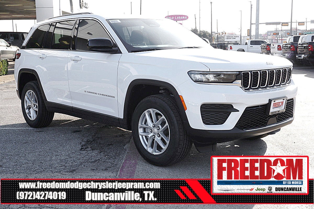 2026 Jeep Grand Cherokee Laredo