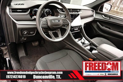 2026 Jeep Grand Cherokee Laredo