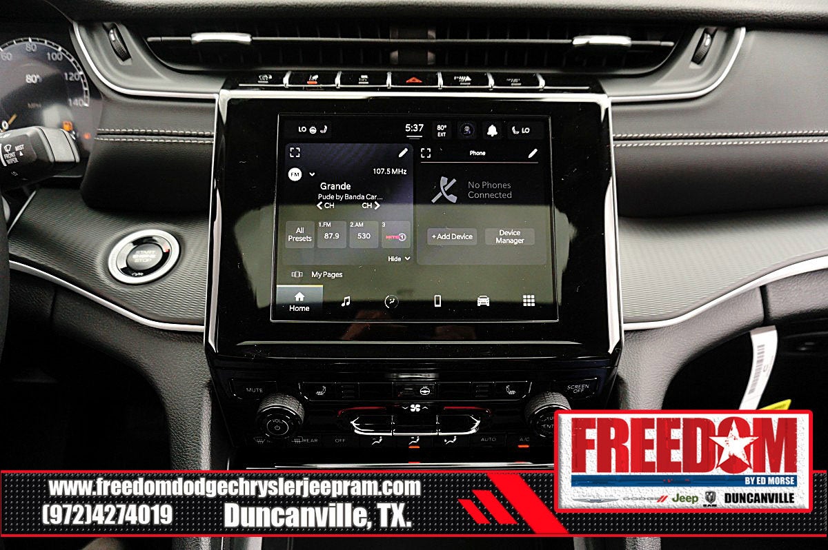 2026 Jeep Grand Cherokee Laredo