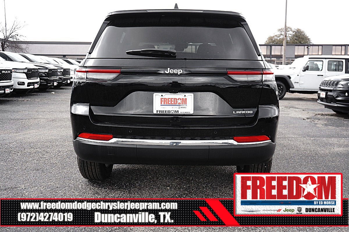 2026 Jeep Grand Cherokee Laredo