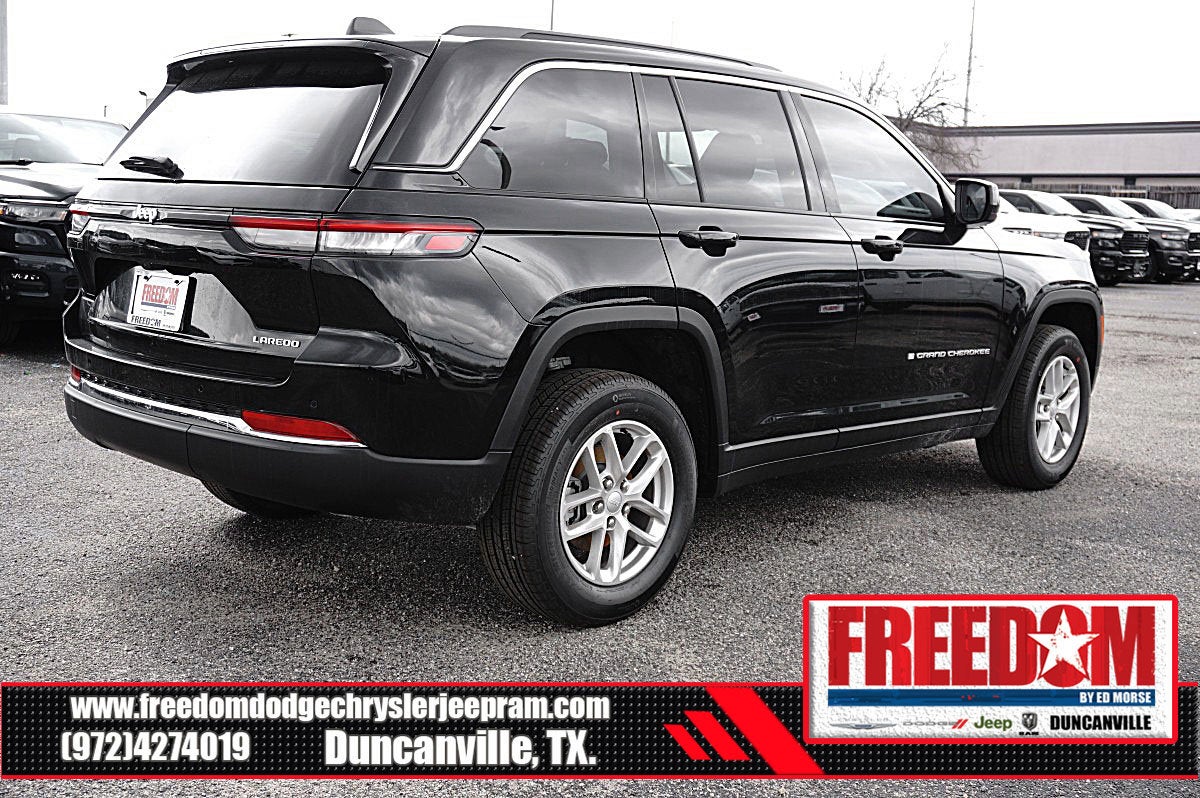 2026 Jeep Grand Cherokee Laredo