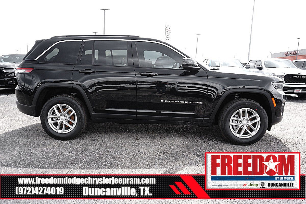 2026 Jeep Grand Cherokee Laredo