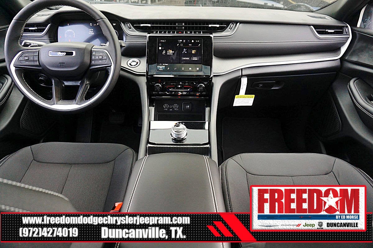 2026 Jeep Grand Cherokee Laredo X