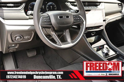 2026 Jeep Grand Cherokee Laredo Altitude