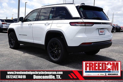 2026 Jeep Grand Cherokee Laredo Altitude