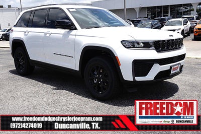 2026 Jeep Grand Cherokee Laredo Altitude