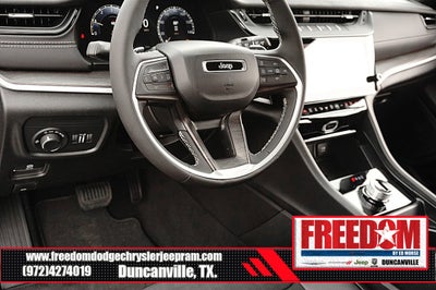 2026 Jeep Grand Cherokee Laredo Altitude