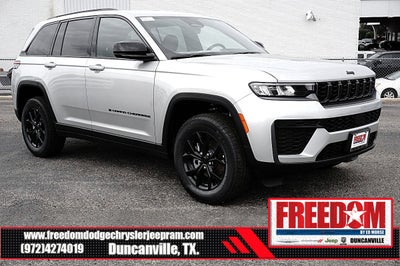 2026 Jeep Grand Cherokee Laredo Altitude