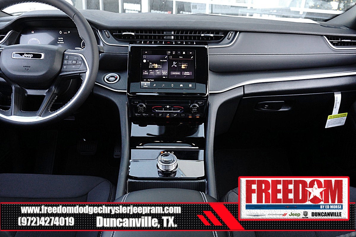 2025 Jeep Grand Cherokee L Laredo