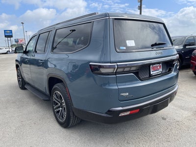 2026 Jeep Grand Wagoneer L 4x4