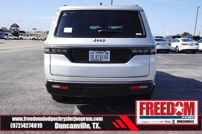 2026 Jeep Grand Wagoneer 4x2