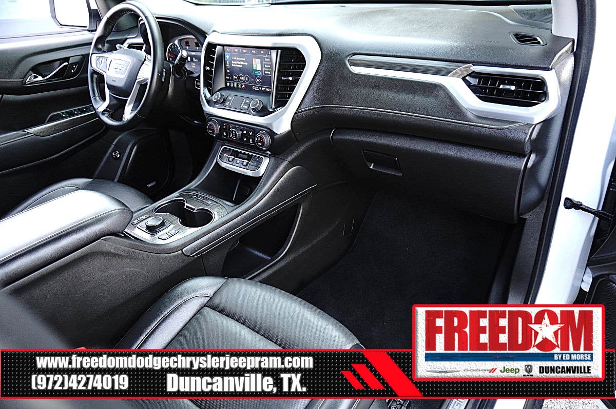 2023 GMC Acadia SLT